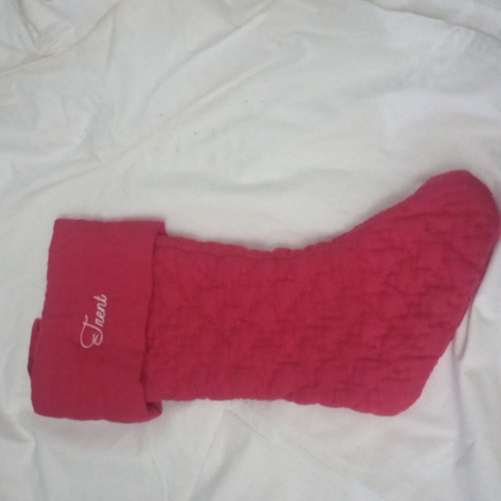 Mark Graham Christmas Stocking Red quilt Fireplace Mantle Hook "Trent"